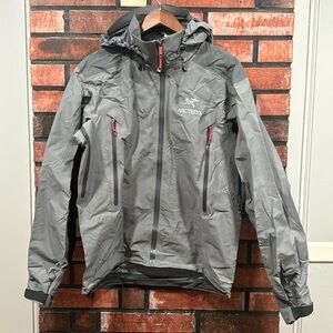 ARC’TERYX BETA AR JACKET GORETEX PRO